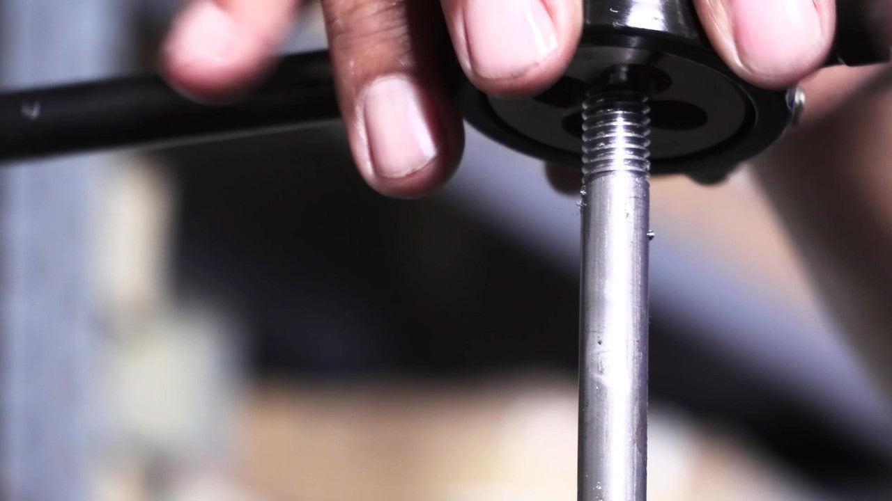 #8-32 UNC X 13/16" OD HSS Left Round Adjustable Die